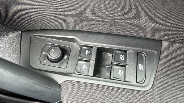 Volkswagen Tiguan 1.5 TSI Life 5dr Petrol Estate